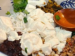 -蜗牛小馆醉乡民谣云南菜(惠新西里店)