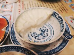 -广信牛奶甜品世家(台东店)