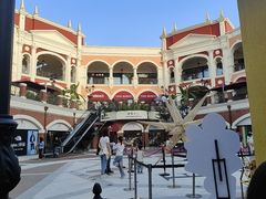 -佛罗伦萨小镇广佛名品奥特莱斯(疏港路店)