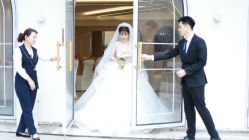 -LOVE SHINE婚纱·红鼎庄龙凤褂·妈妈装定制