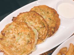 西葫芦饼配酸奶-TUK土耳其餐厅·下午茶(卢湾店)