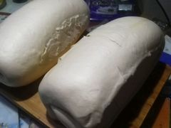 -洪胡子枕头馍(西湖大道店)
