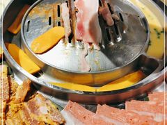 -哈哈碳都·牛肋条无限自助烤肉(台江万达店)