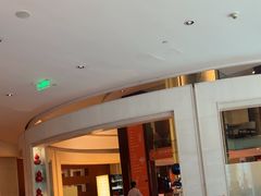 -怡咖啡海鲜自助餐厅(浦东香格里拉店)