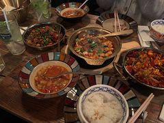-SISTERS BAR RESTAURANT川意酒馆(嘉善老市H楼店)