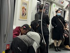 -宽窄巷子(地铁站)