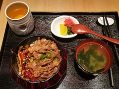 蒲烧鳗鱼拼牛肉丼-yokocho上横町·日本食街(深业上城店)