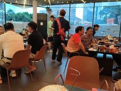 -何师烧烤Pro ·江湖川菜·小龙虾·精酿(太古里旗舰店)