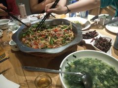 -兔行天下-鸿鹤鲜锅兔(中海国际店)