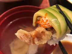 牛油果软壳蟹卷-蟹田居·活蟹料理(东城店)