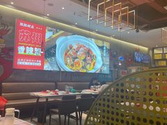 -肥肥虾庄·金牌油焖大虾(汉口城市广场店)
