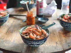 -珍记海鲜粥·海鲜粉