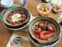 鲍鱼腊味煲仔饭-崖口煲仔饭