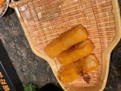 -老牌坊云南鱼豆花火锅(哈西万达店)