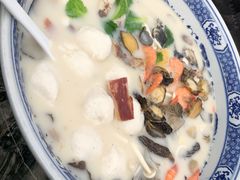 极品八宝鱼头皇-山外山菜馆(玉泉路店)