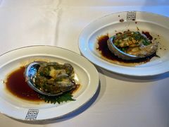 油泼本地大鲍鱼-开海·红岛海鲜虾水饺(石老人店)