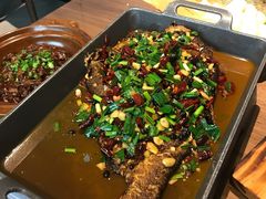 -有红鸡毛店·川菜(建设路店)