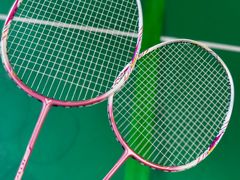 -YONEX苗江运动城(源深店)