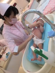 -盈月阁母婴护理中心·月子中心·月嫂育儿嫂