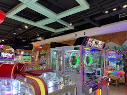 -卡通尼乐园(上海万象城店)