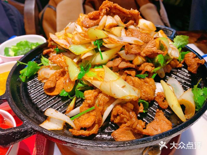 大海碗·京菜炸酱面(雍和宫店)贝勒爷烤肉图片