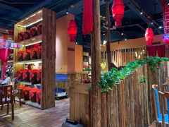 -老滇山寨•云南特色菜•地方菜•民族风情歌舞表演(金碧店)