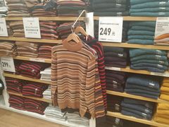 -优衣库(青岛万象城店)