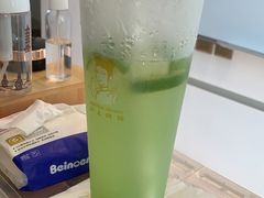 -沪上阿姨·精选茶饮(烟台万达广场店)