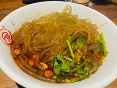 -万记麻辣烫国展总店