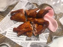 -蝴蝶里·粤菜·点心(龙湖天街&滨江店)