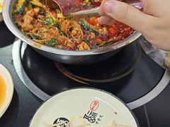 -周良天山牛杂城(天山路总店)