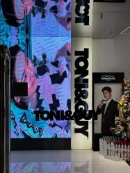 -TONI&GUY