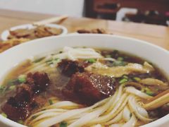-矮子粉店1985·长沙米粉(湘春路店)