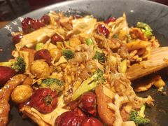 -风光老灶麻辣香锅(大成路翠微百货店)