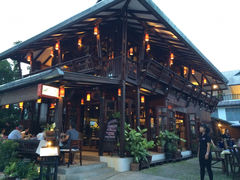-Dash Teak House
