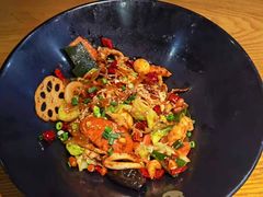 鲜香鱿鱼锅-天府国麻辣香锅(李沧万达店)