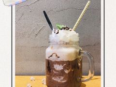 -ZING COFFEE 镜咖啡