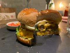 -HIGH FIVE哈福手工汉堡(桂林路店)