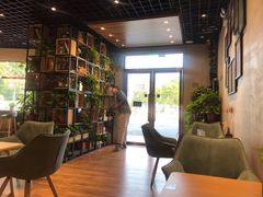 -ZING COFFEE 镜咖啡