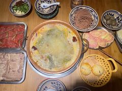-洱火云南酸菜牛肉火锅(石景山当代商城店)