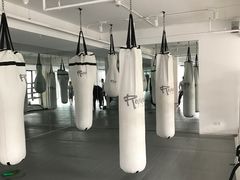 -EFL巴西柔术·综合格斗·泰拳·少儿体能训练(虹桥德必馆)