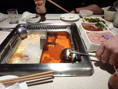 -海底捞火锅鲜切牛肉主题店(长寿路店)
