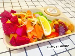 经典三文鱼香橙沙拉-innewgogo纽麦轻食(滨北店)