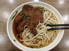 红烧大排面-小梅园饭堂(东方路店)