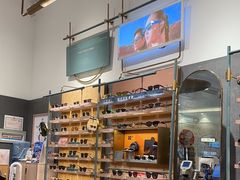 -MUJOSH木九十眼镜(月星环球港B1店)