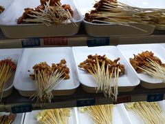 -马路边边串串香(涑河南街店)