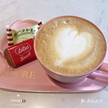 來Adore吃午茶，做做頭皮理療