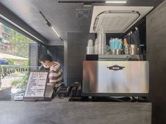 -CowCow其其·牛杂咖啡公司(六运店)