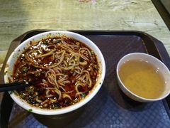 -陈记牛肉面