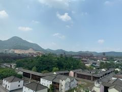-铂逸梦秦酒店(横店梦幻谷店)